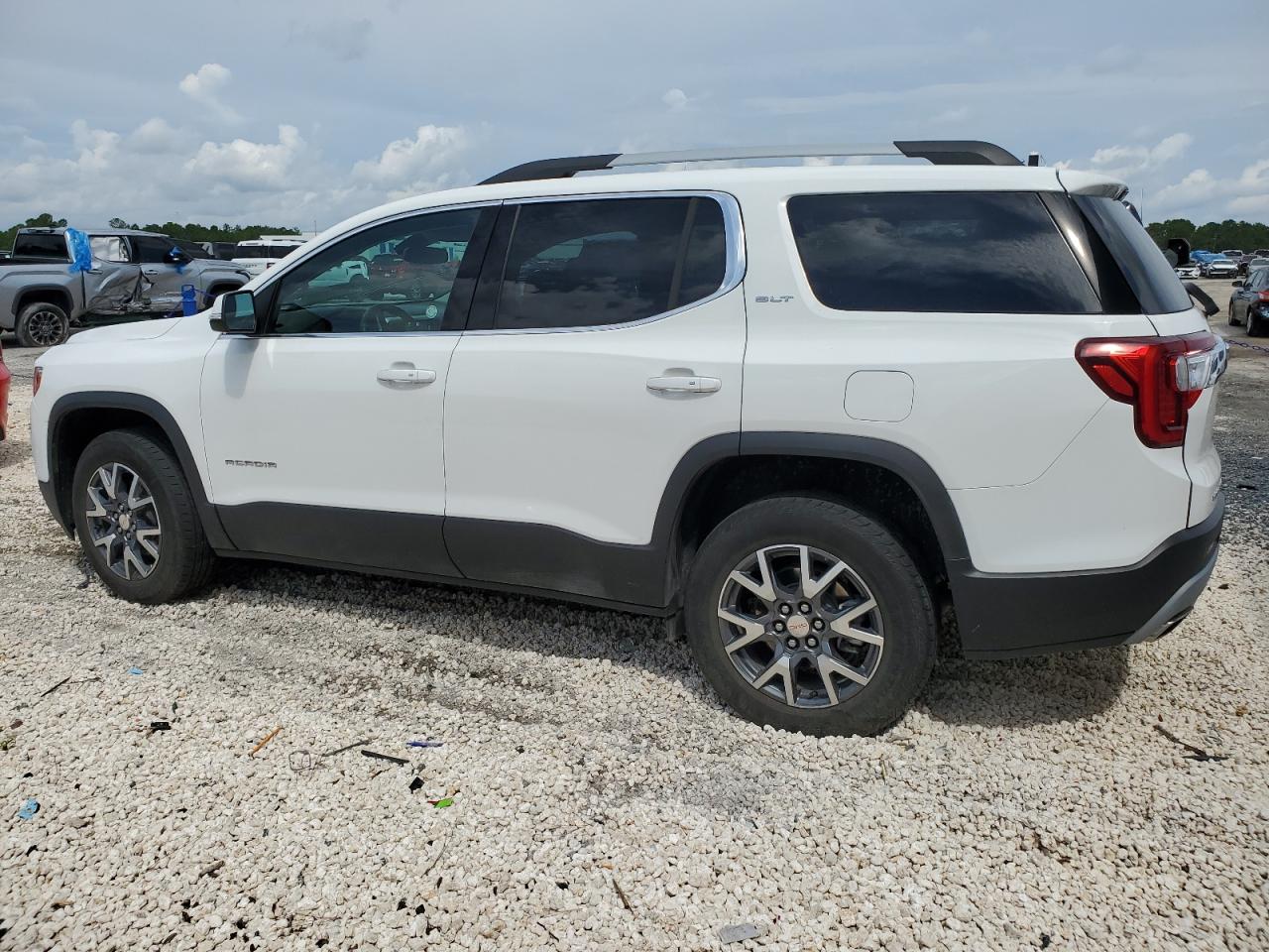 Lot #2948447914 2023 GMC ACADIA SLT