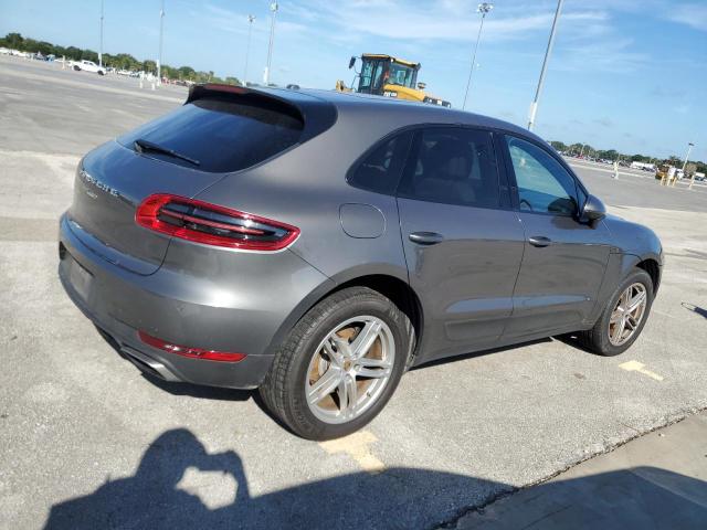 VIN WP1AA2A55HLB08176 2017 Porsche Macan no.3