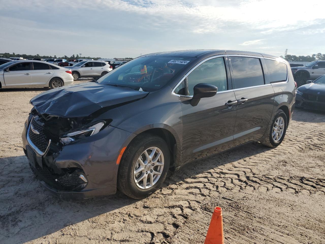 Chrysler Pacifica 2023 RU