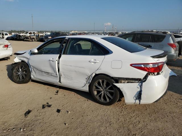 VIN 4T1BK1FK9FU029317 2015 Toyota Camry, Xse no.2