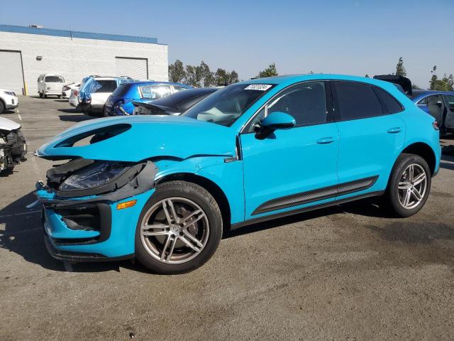 2023 Porsche Macan, Base