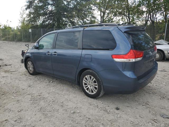 VIN 5TDYK3DC0DS353828 2013 Toyota Sienna, Xle no.2