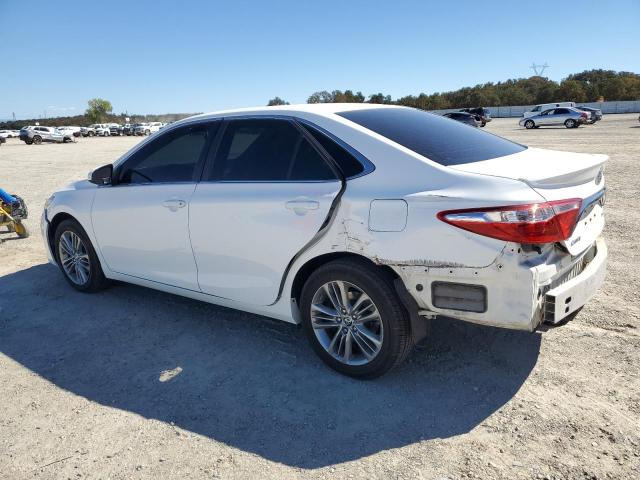 VIN 4T1BF1FK8FU027045 2015 Toyota Camry, LE no.2