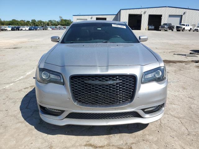 VIN 2C3CCABG0JH243975 2018 Chrysler 300, S no.5