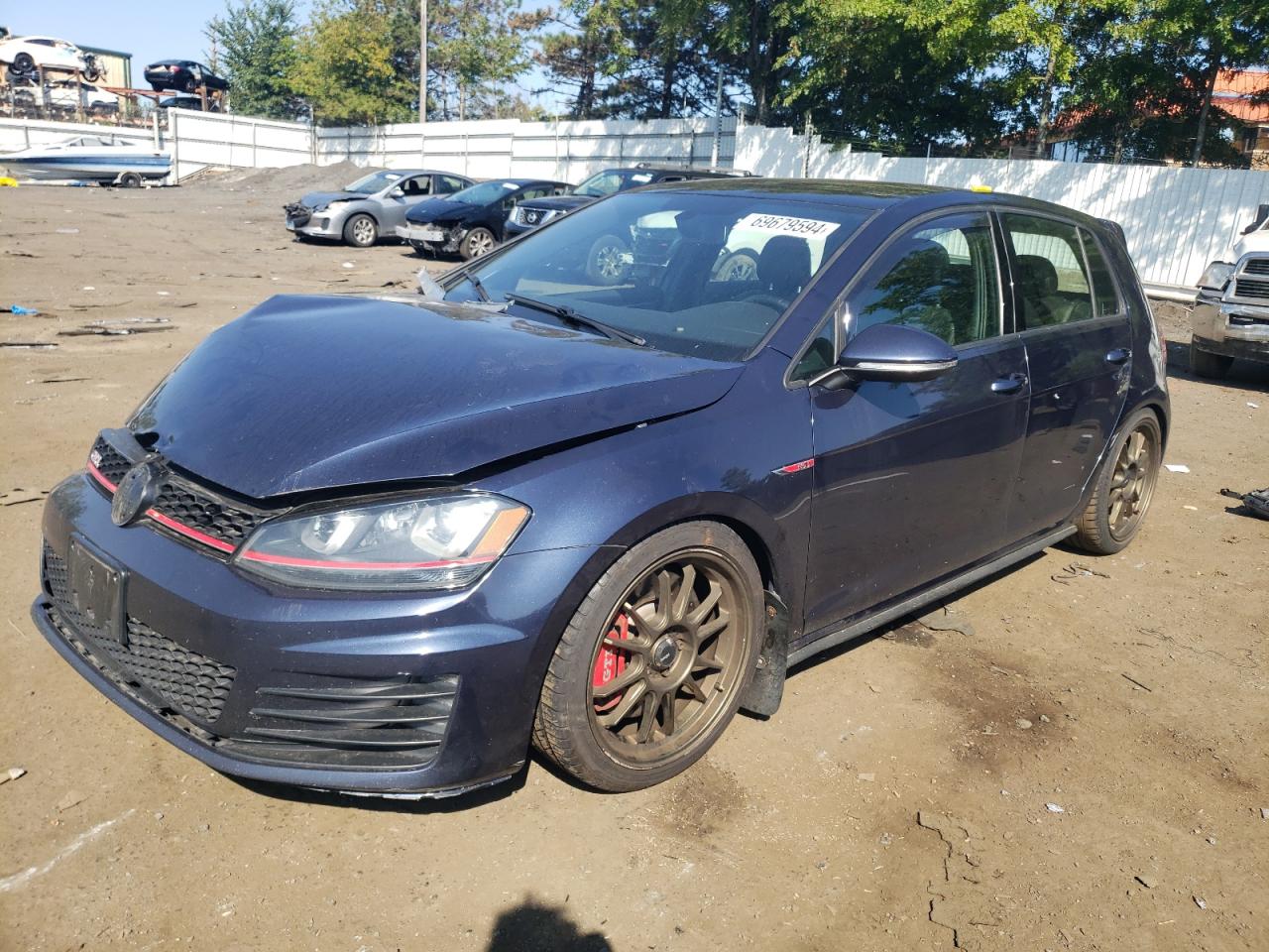 3VW547AU9HM076925 VOLKSWAGEN GTI SPORT 2017
