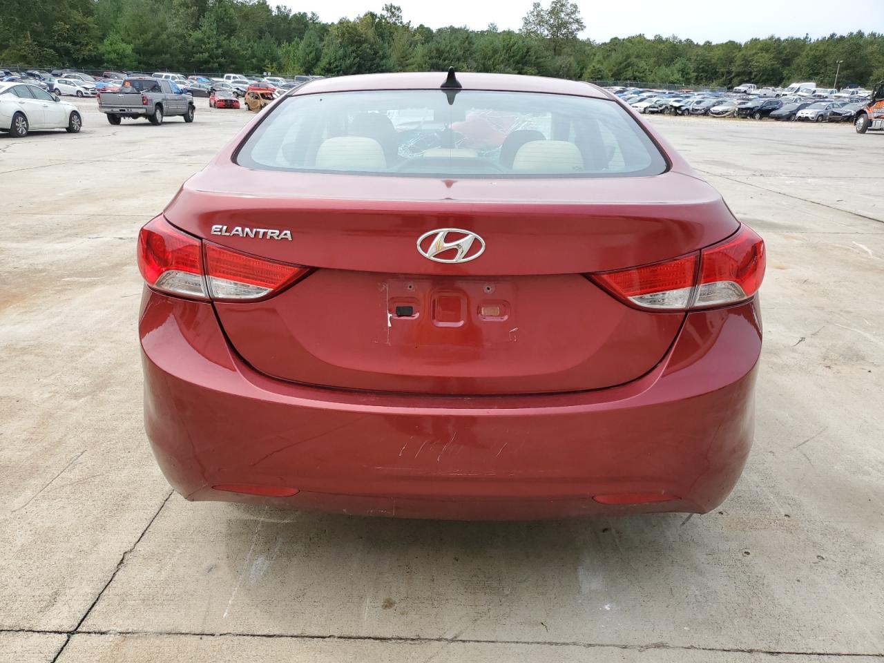 Lot #2909515333 2013 HYUNDAI ELANTRA GL