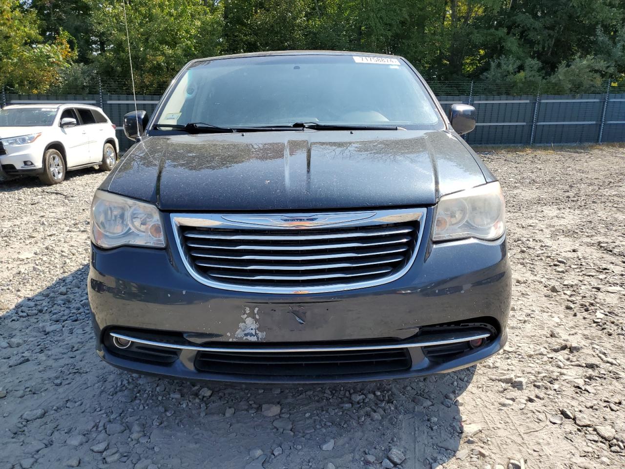 Lot #2890751601 2014 CHRYSLER TOWN & COU