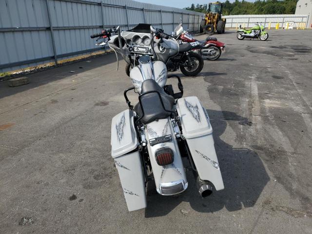 2011 HARLEY-DAVIDSON FLHTP 1HD1FMM1XBB607493