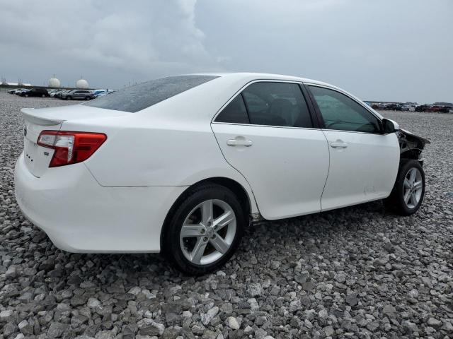 VIN 4T1BF1FK3DU668939 2013 Toyota Camry, L no.3