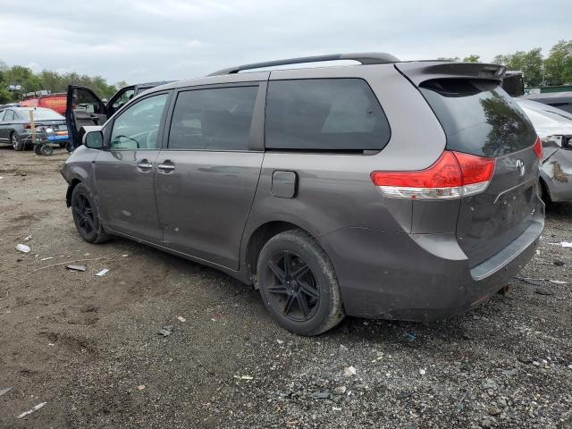 VIN 5TDYK3DC6DS333485 2013 Toyota Sienna, Xle no.2