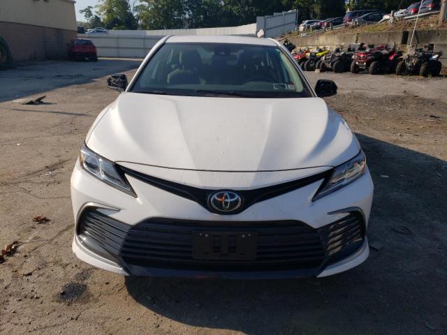 VIN 4T1C11AK9MU406837 2021 Toyota Camry, LE no.5