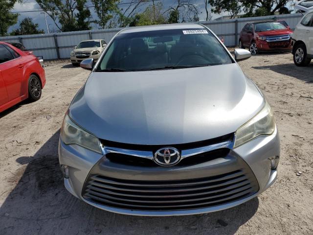 VIN 4T4BF1FK8GR558897 2016 Toyota Camry, LE no.5