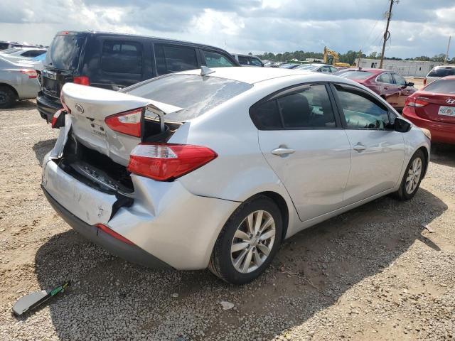 VIN KNAFX4A64F5370523 2015 KIA Forte, LX no.3