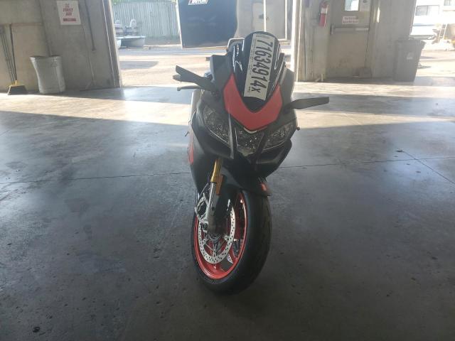 2018 APRILIA RSV4 ZD4KEU003JS001574