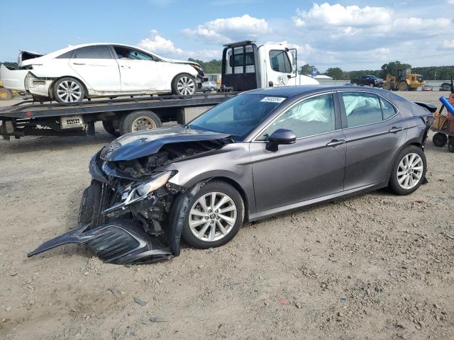 VIN 4T1C11AK0NU687590 2022 Toyota Camry, LE no.1