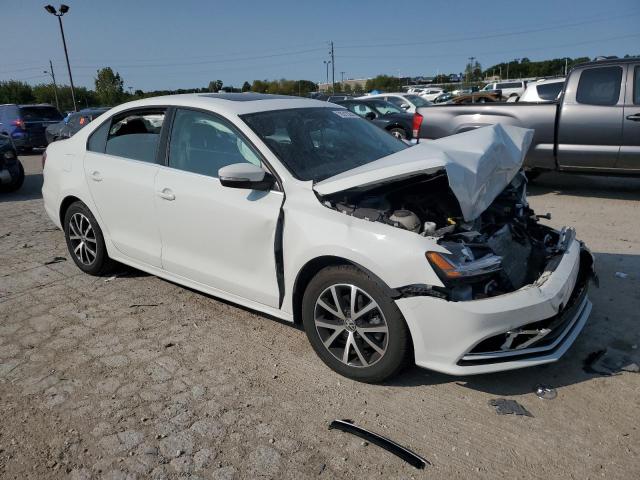 VIN 3VWDB7AJ9HM319382 2017 Volkswagen Jetta, SE no.4