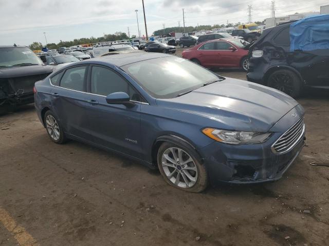 VIN 3FA6P0LU8KR130735 2019 Ford Fusion, SE no.4