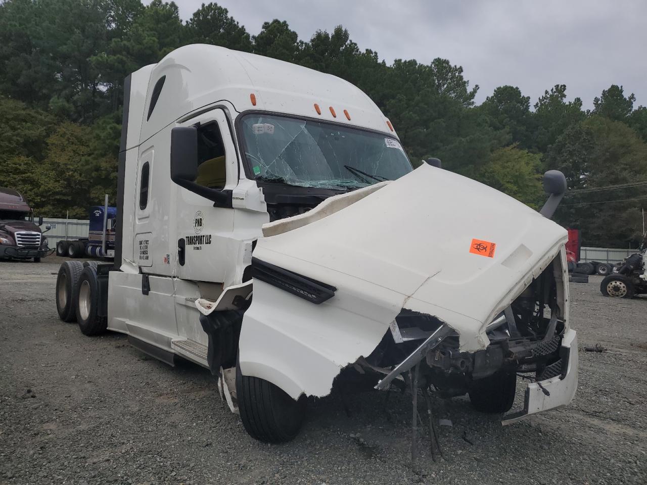 Freightliner Cascadia 2019 126" sleeper cab