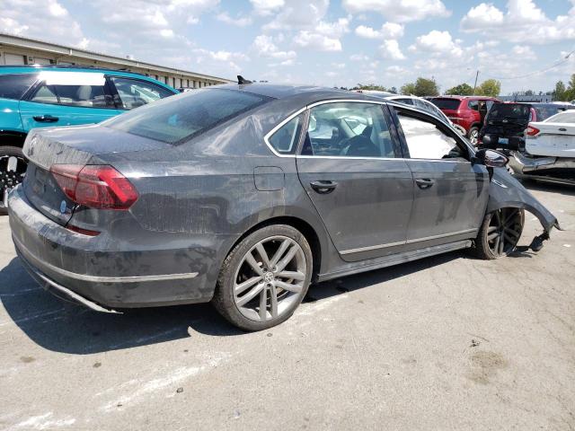 2017 VOLKSWAGEN PASSAT R-L - 1VWDT7A35HC033190