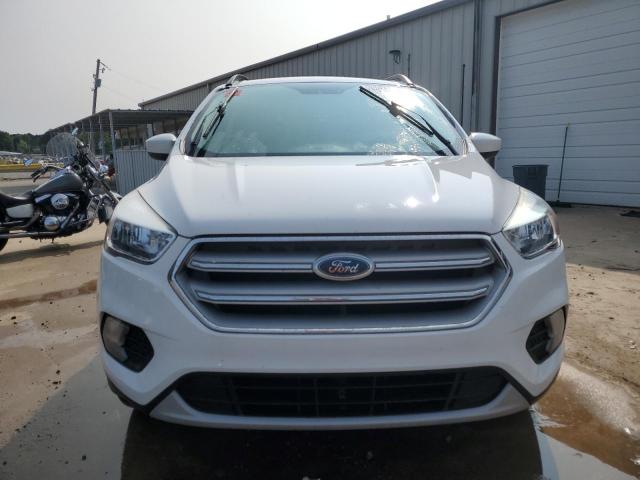 VIN 1FMCU9GD9JUB45297 2018 Ford Escape, SE no.5