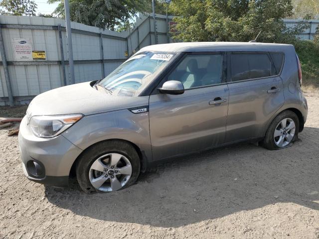 VIN KNDJN2A20J7574818 2018 KIA Soul no.1