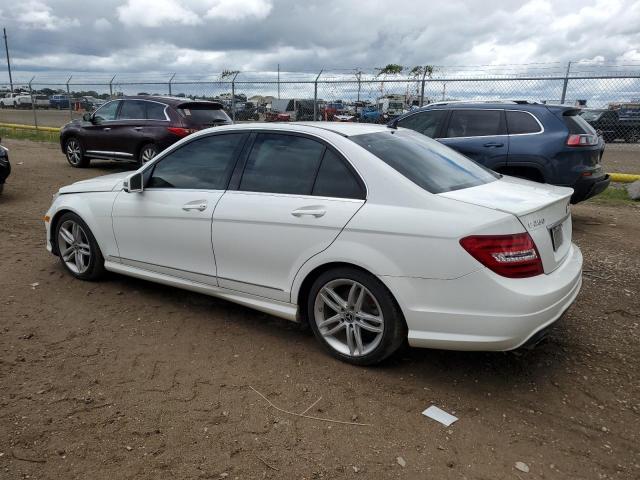 VIN WDDGF4HB2DR262717 2013 Mercedes-Benz C-Class, 250 no.2