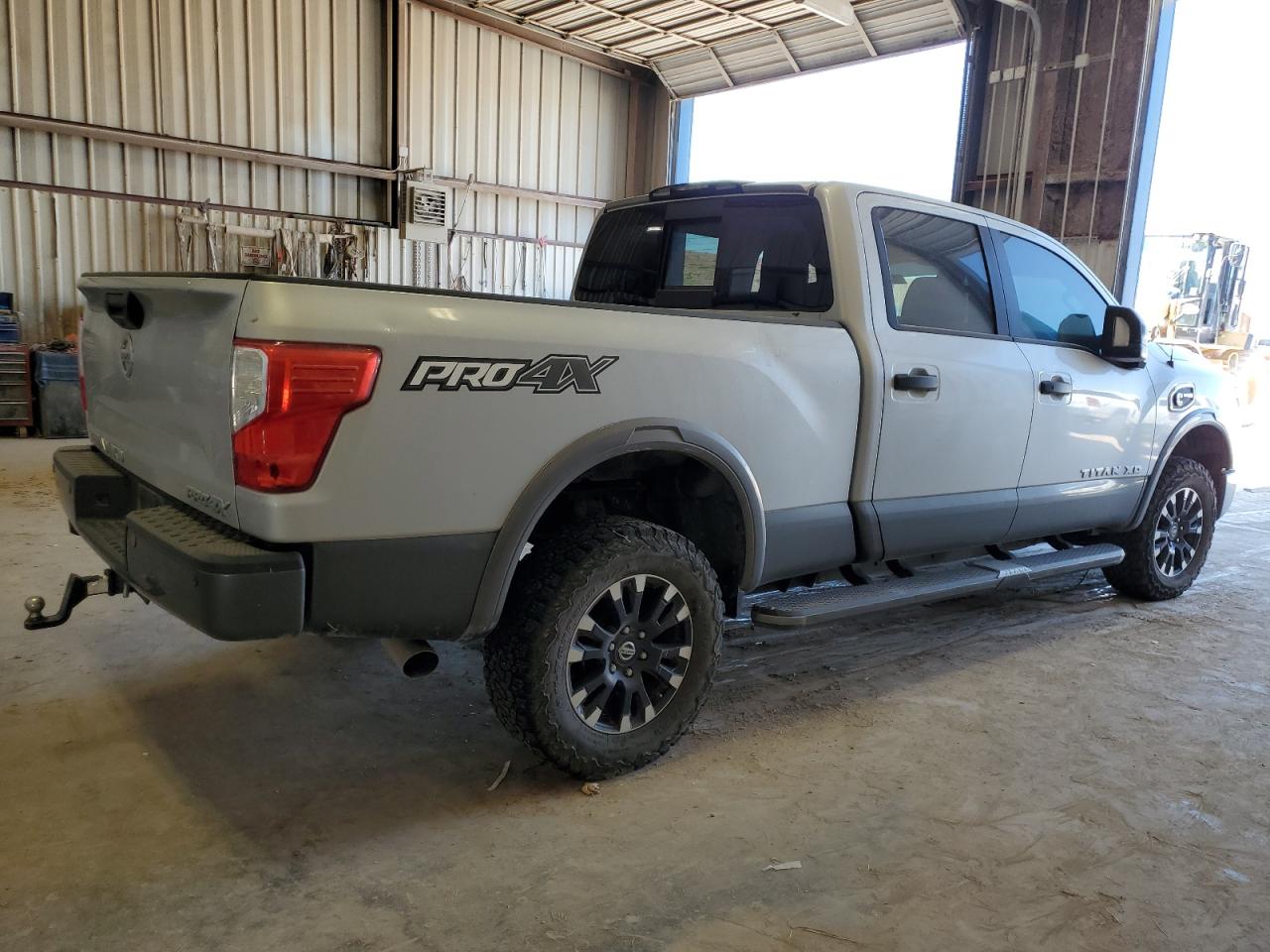 Lot #2831476381 2016 NISSAN TITAN XD S