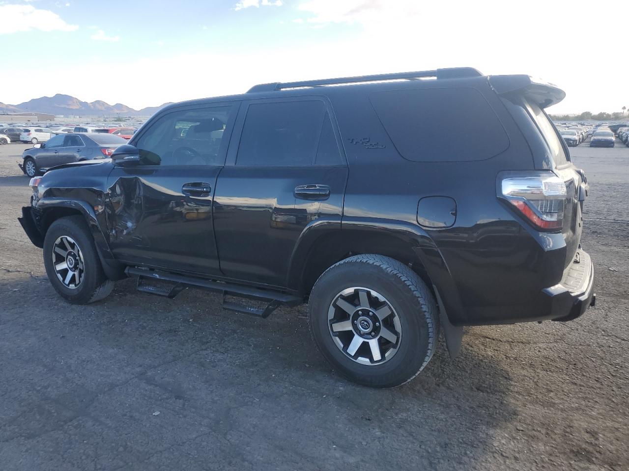 Lot #2988580286 2023 TOYOTA 4RUNNER SE