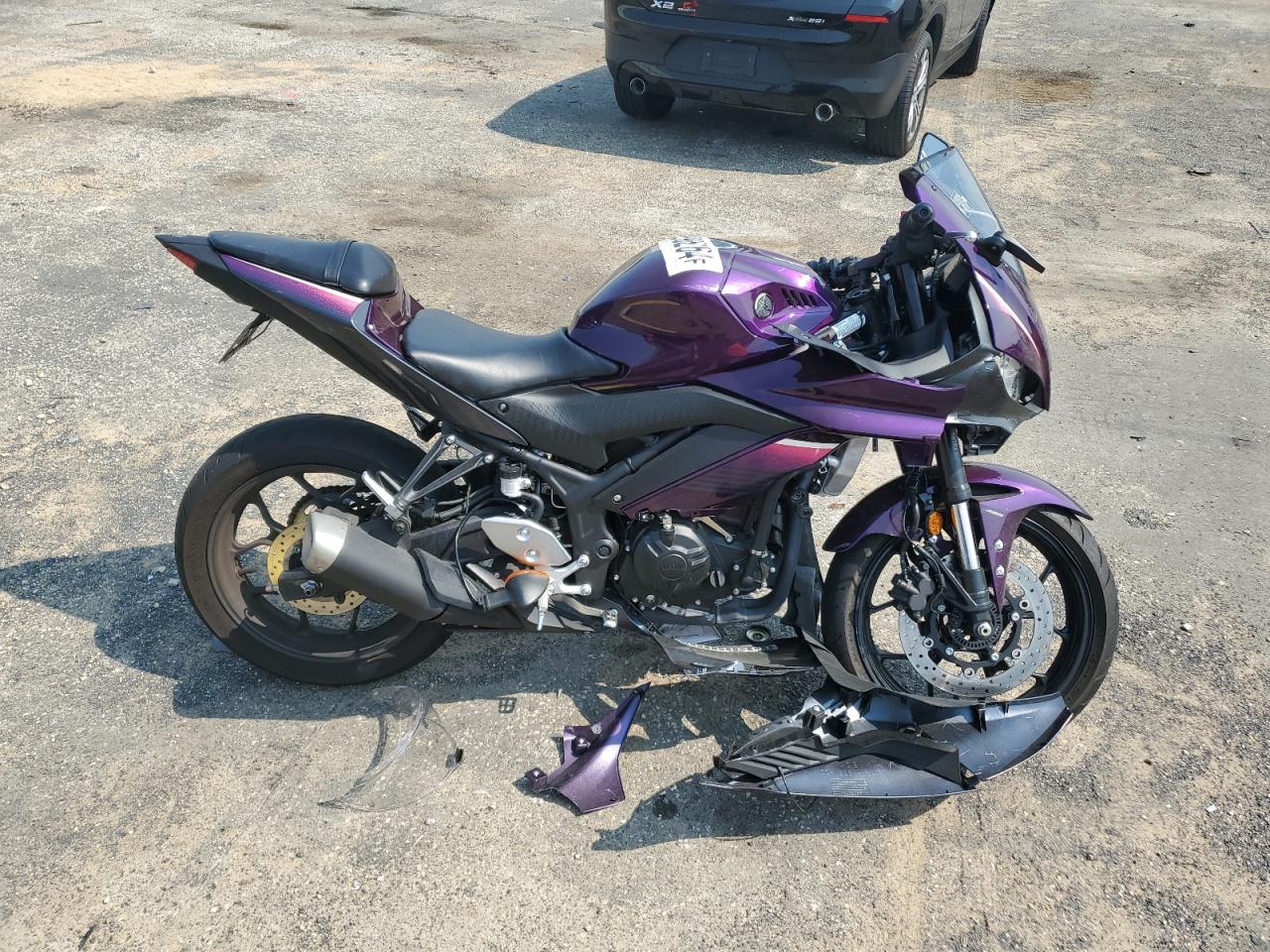 Lot #2962623715 2023 YAMAHA YZFR3 A