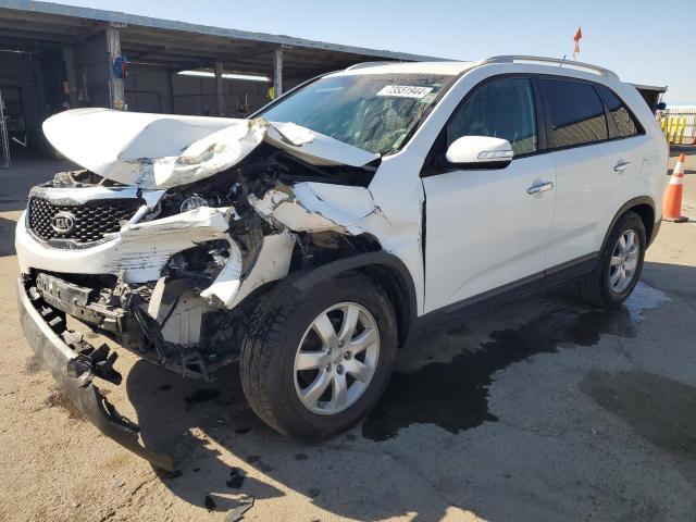 VIN 5XYKT4A65DG415213 2013 KIA SORENTO no.1