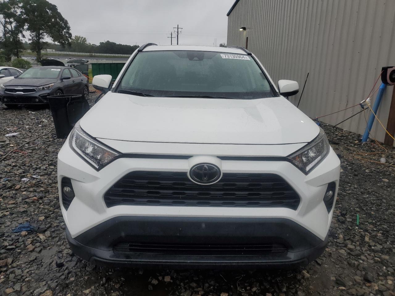 Lot #2909811241 2020 TOYOTA RAV4 XLE P