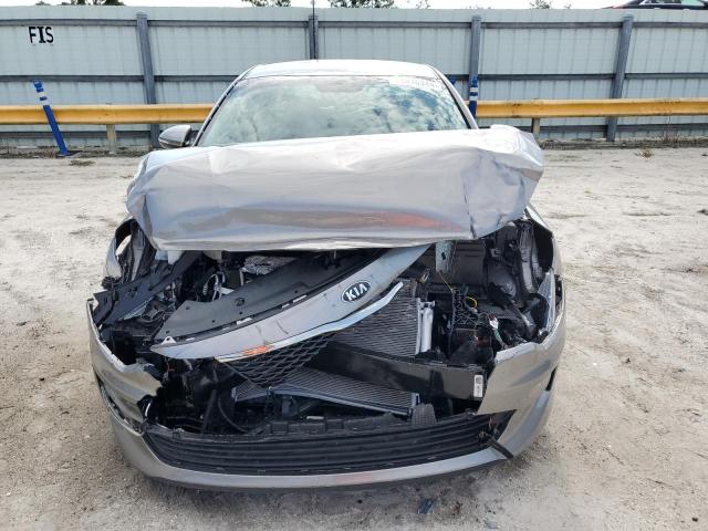 VIN 5XXGT4L39JG186480 2018 KIA Optima, LX no.5