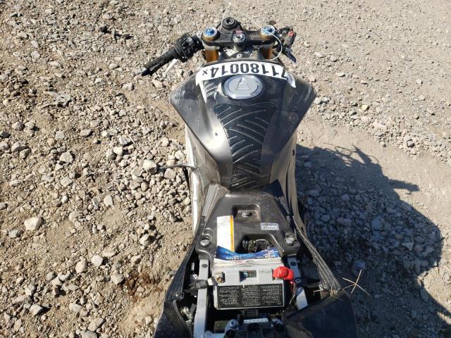 2019 APRILIA RSV4 1100 ZD4KEUA01KS000228