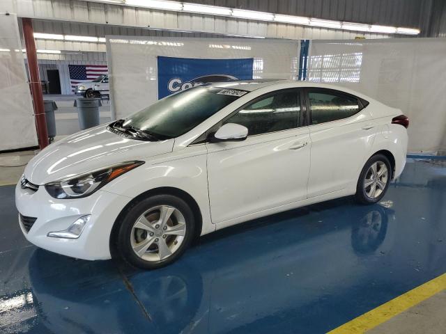 VIN 5NPDH4AE2GH672215 2016 Hyundai Elantra, SE no.1