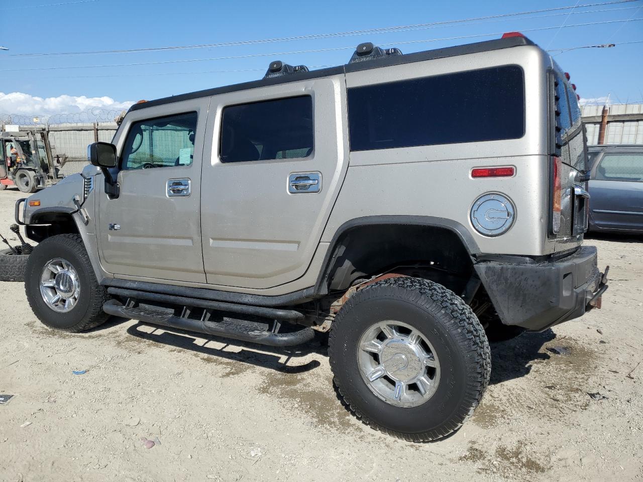 Lot #3004099854 2003 HUMMER H2