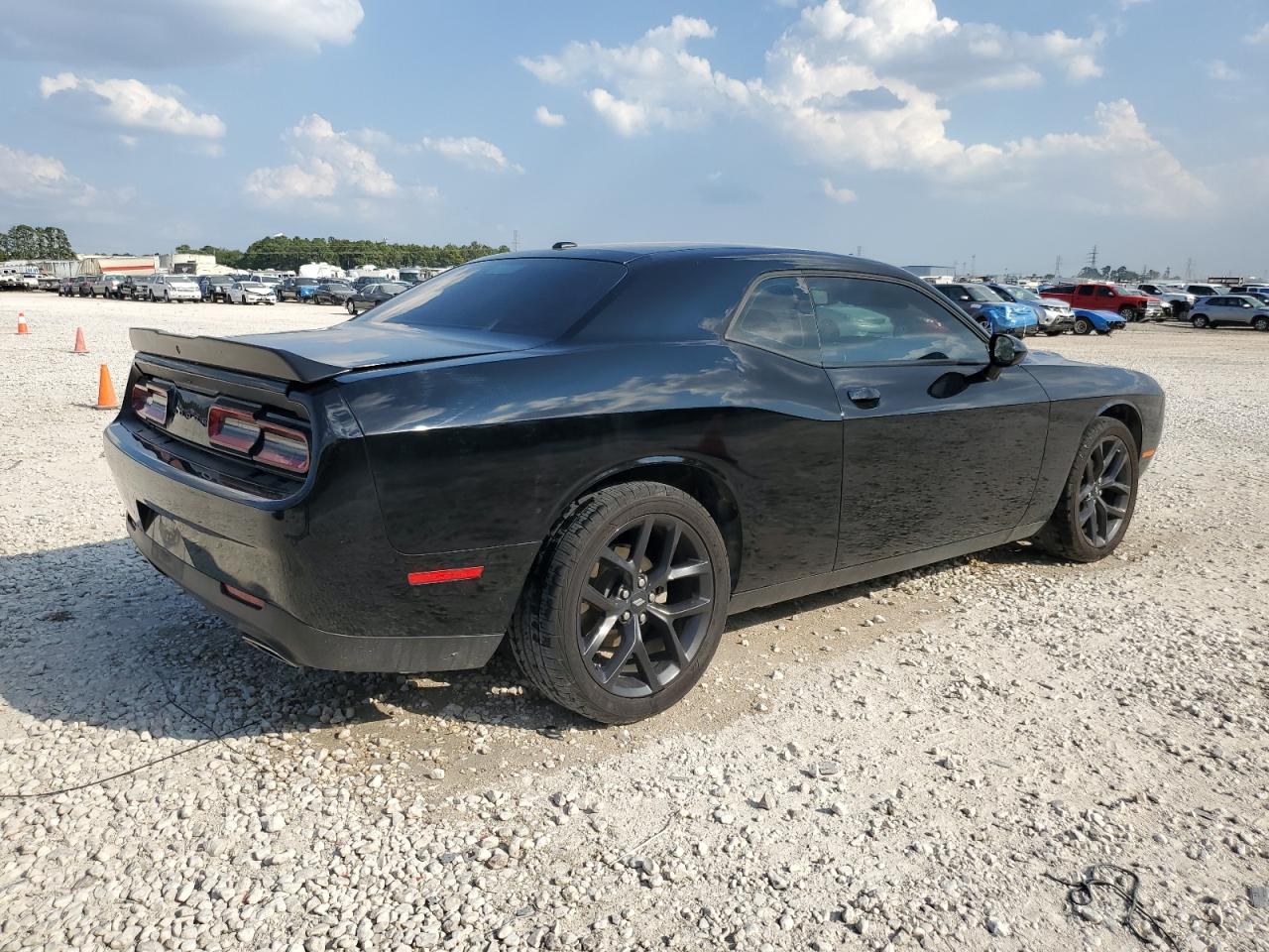 Lot #2955422603 2022 DODGE CHALLENGER