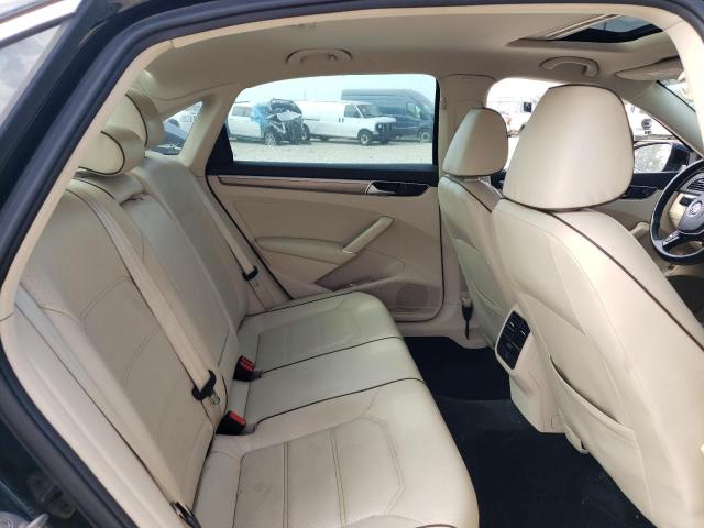2016 VOLKSWAGEN PASSAT SE - 1VWBS7A3XGC010030