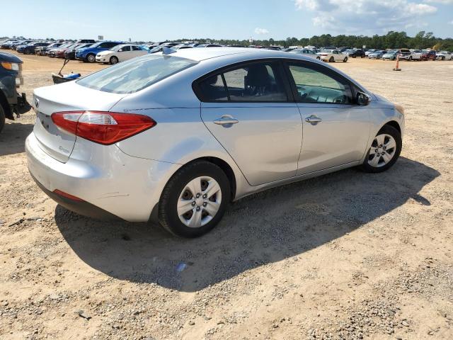 VIN KNAFK4A6XF5295292 2015 KIA Forte, LX no.3