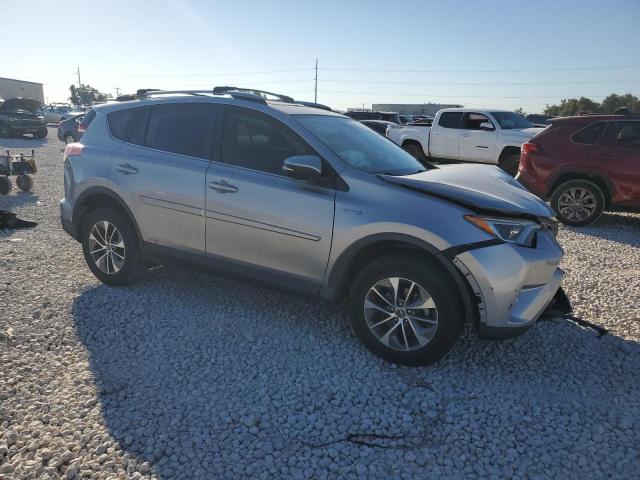 VIN JTMRJREV0HD152927 2017 Toyota RAV4, LE no.4