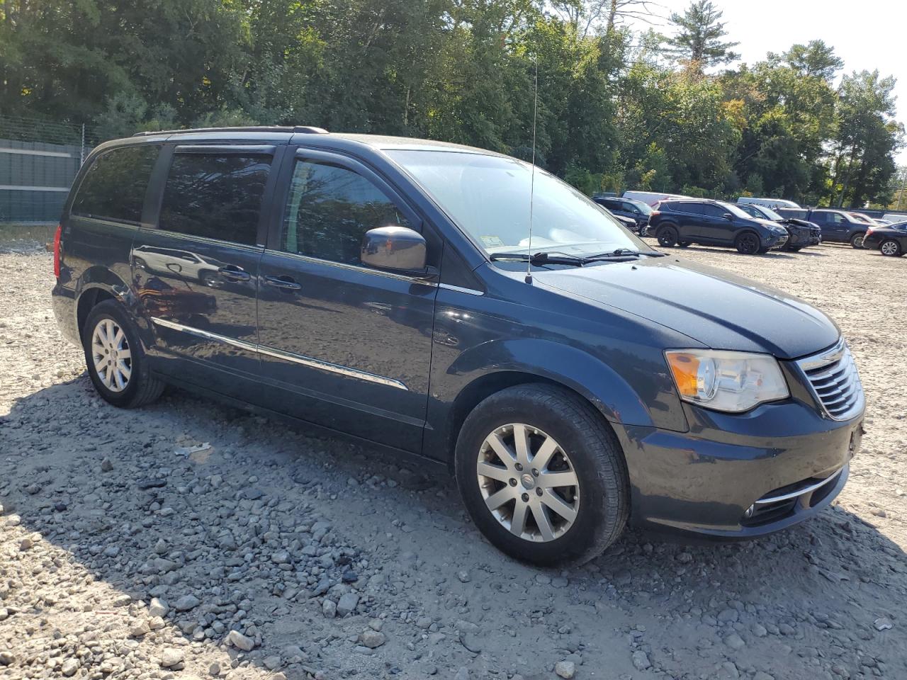 Lot #2890751601 2014 CHRYSLER TOWN & COU