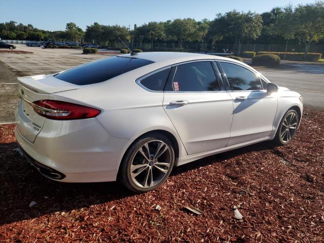 VIN 3FA6P0K96JR258869 2018 Ford Fusion, Titanium/Pl... no.3