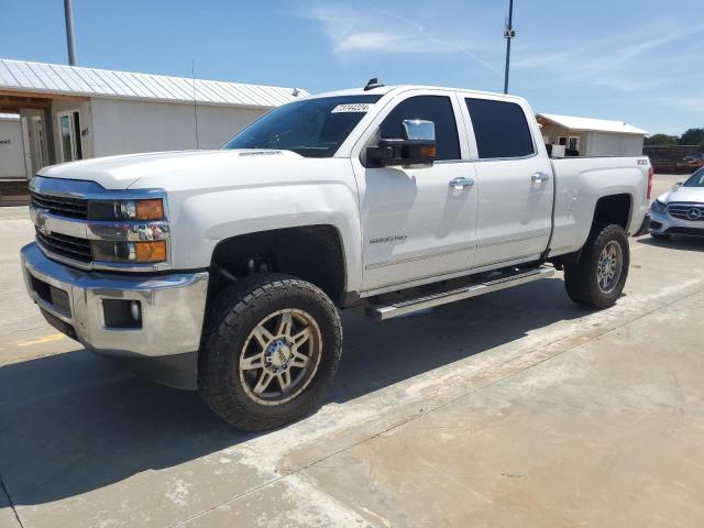 VIN 1GC1KWE86GF199904 2016 Chevrolet Silverado, K25... no.1