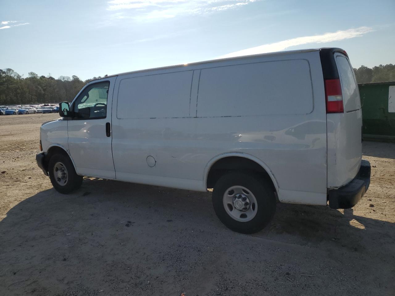 CHEVROLET EXPRESS G2 2018 white  flexible fuel 1GCWGAFG7J1331346 photo #3