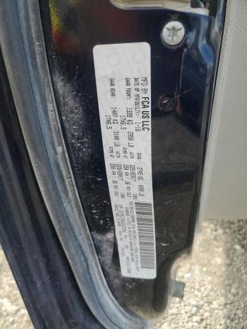 2016 CHRYSLER TOWN & COU - 2C4RC1BG6GR282966