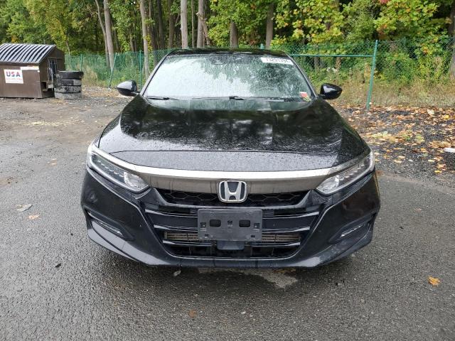 VIN 1HGCV1F37JA239645 2018 Honda Accord, Sport no.5