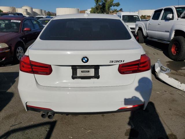 VIN WBA8B9C58JEE82326 2018 BMW 3 Series, 330 I no.6