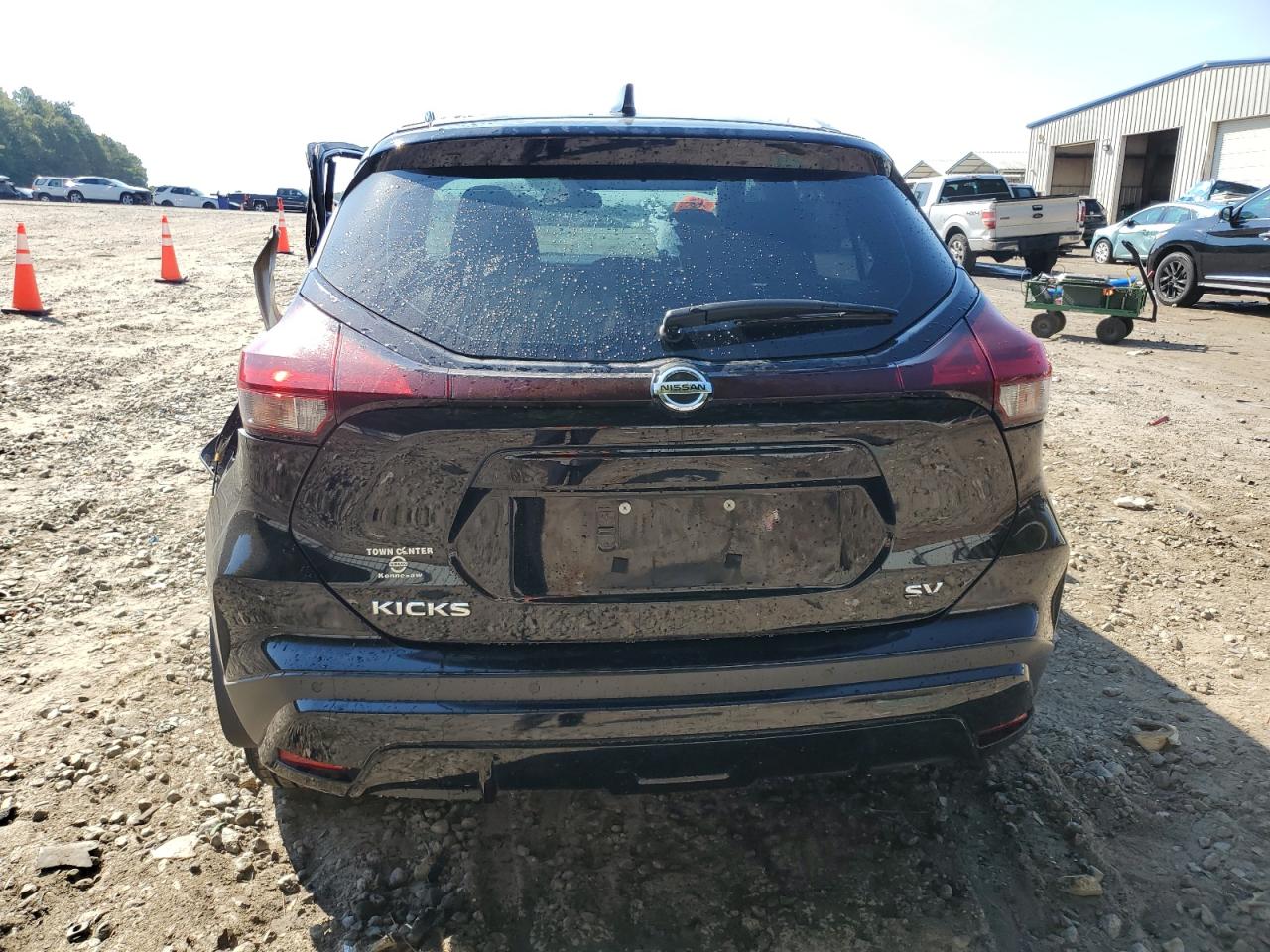 Lot #2935648845 2021 NISSAN KICKS SV