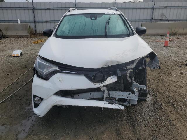 2018 TOYOTA RAV4 LE - JTMBFREV5JJ253276