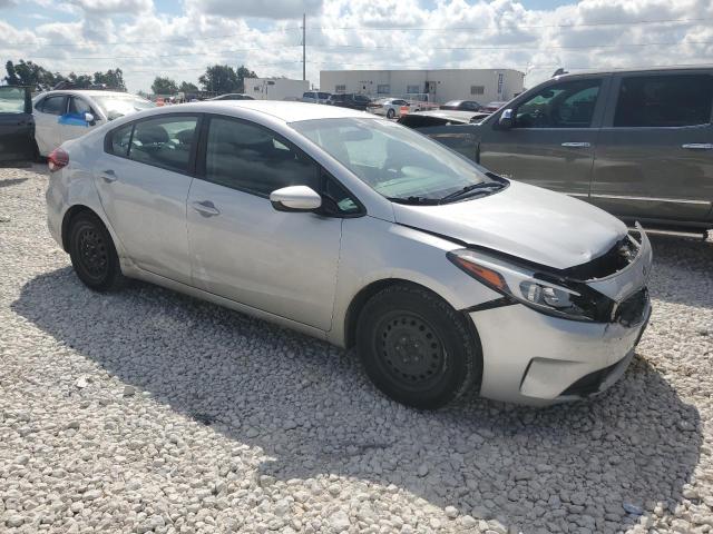 VIN 3KPFK4A70JE209643 2018 KIA Forte, LX no.4