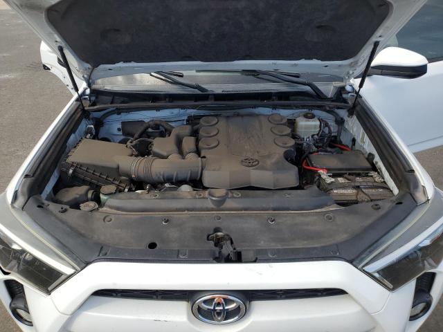 2019 TOYOTA 4RUNNER SR - JTEBU5JR1K5729956